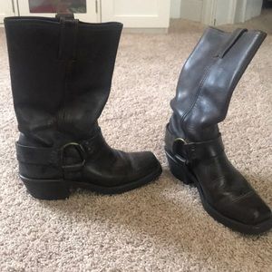 Women’s Frye boots